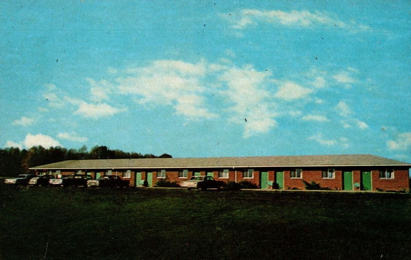 Red Rose Motel (Blessings Motel) - Vintage Postcard For Blessings (newer photo)